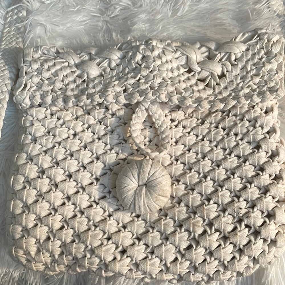 White Straw studios bag